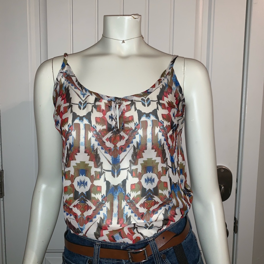🌸 WET SEAL AZTEC PATTERNED TANK TOP! 🌸